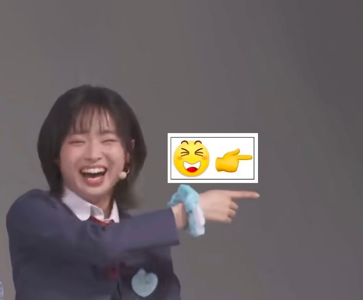 笑指